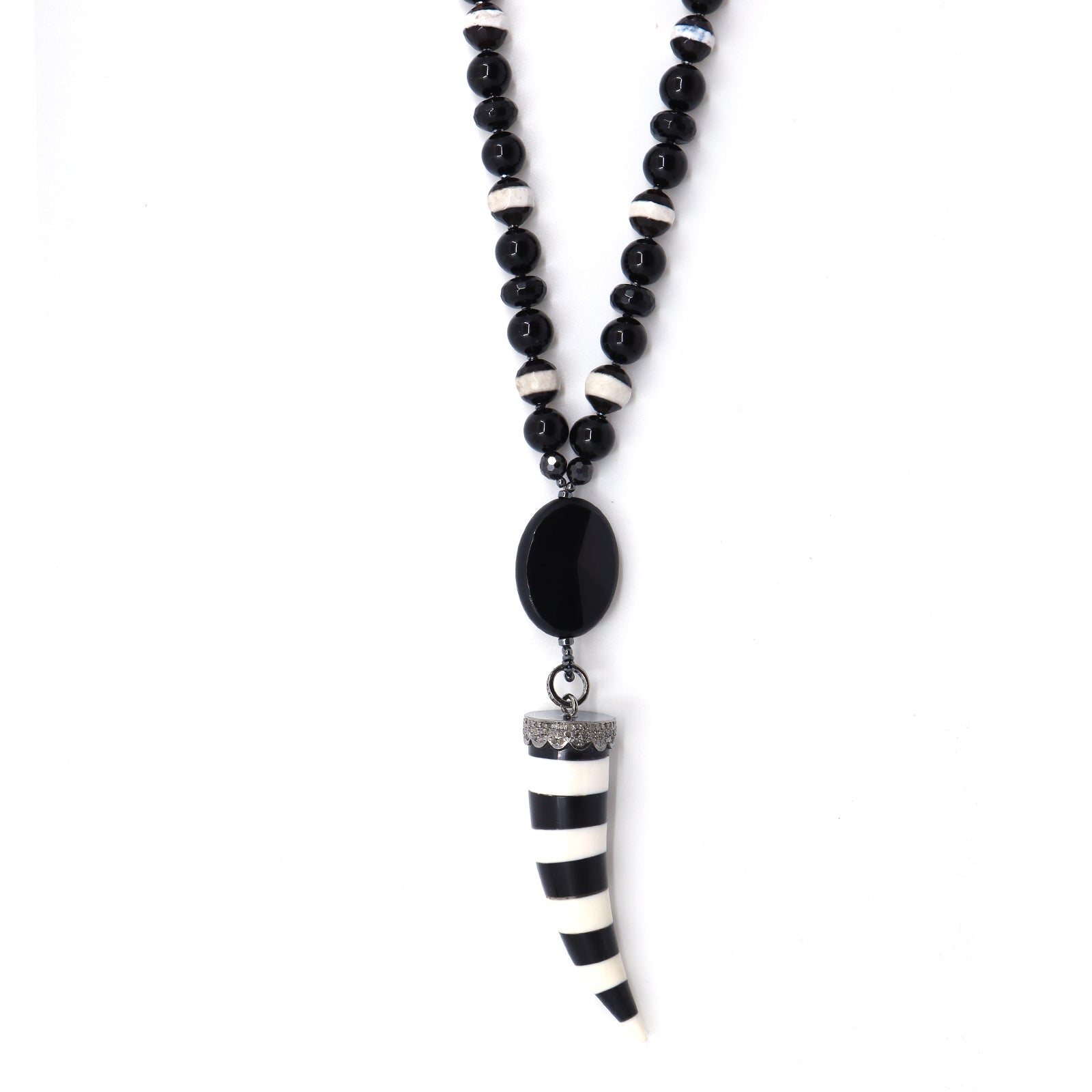 Black & White Agate & Black Onyx Pendant Necklace
