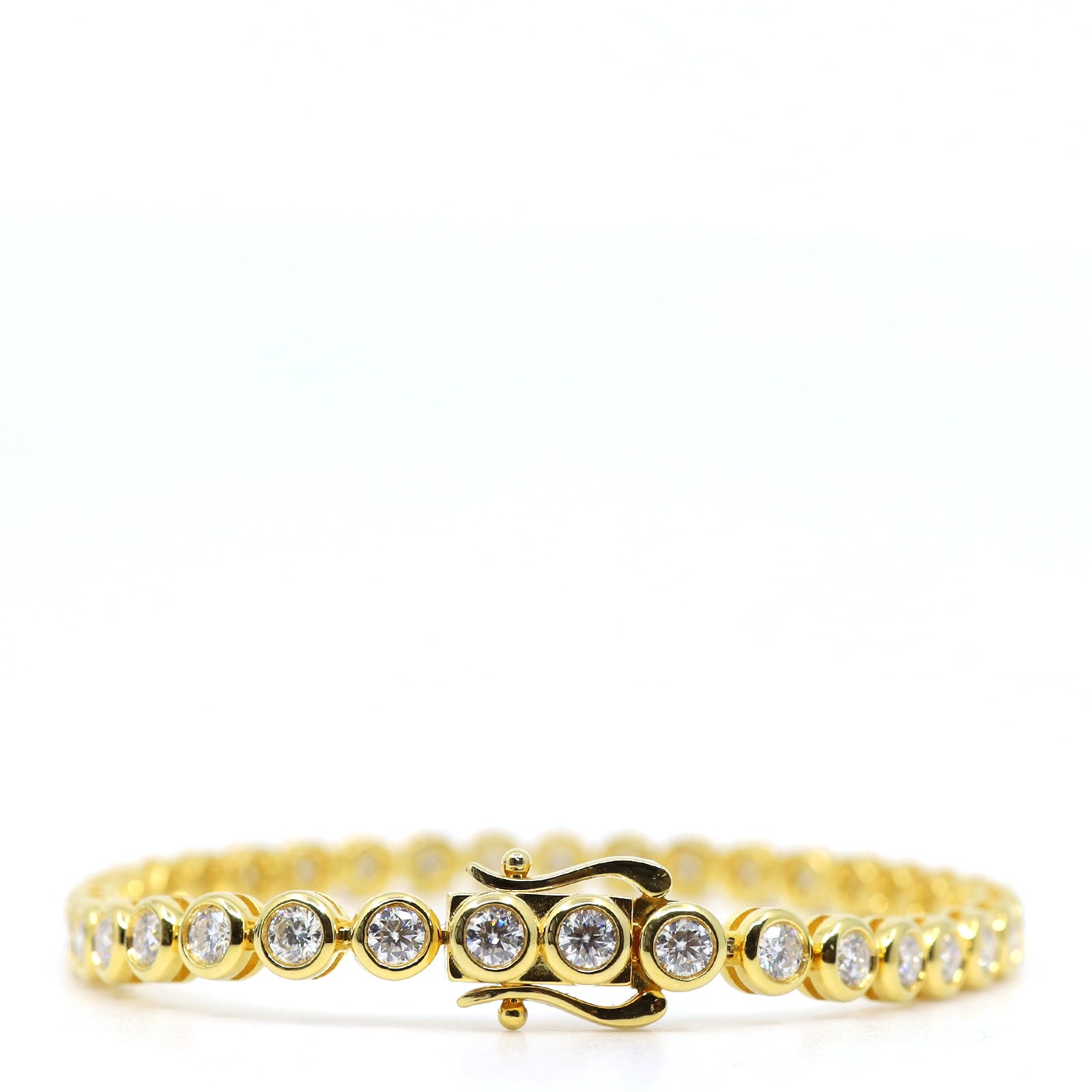 Gold Round Bezel Tennis Bracelet